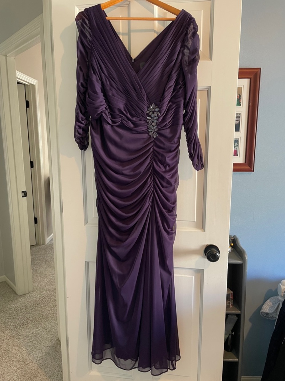 Adrianna Papell Aubergine Embellished 3/4 Sleeve Ruched Formal Gown Size 16w
